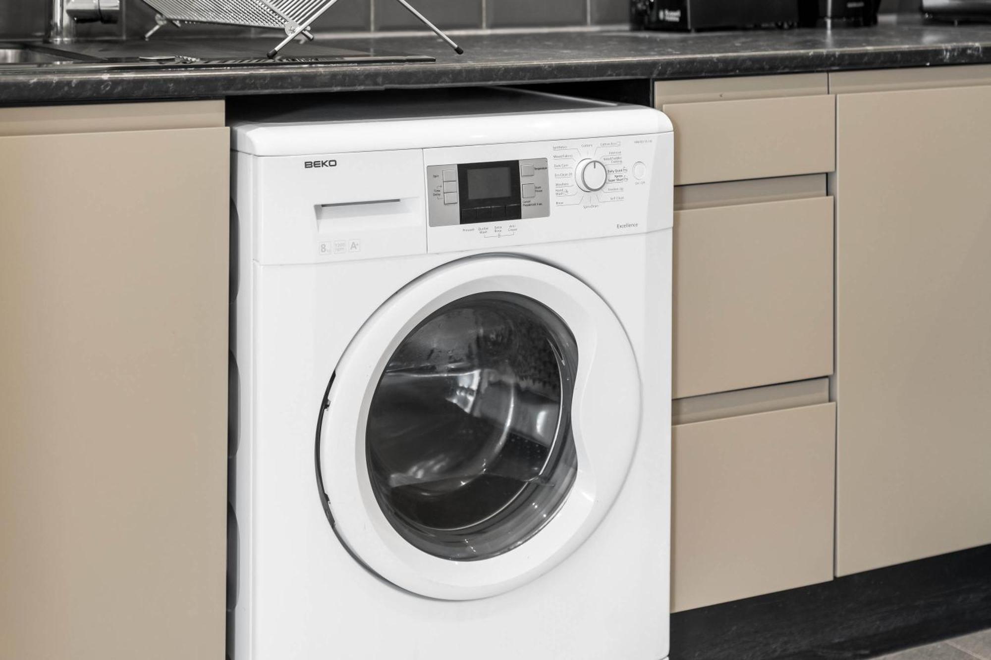Stylish Apartment - Free Wifi & Netflix - On Street Parking - Double Bed - 49Ag Rowley Regis Екстериор снимка